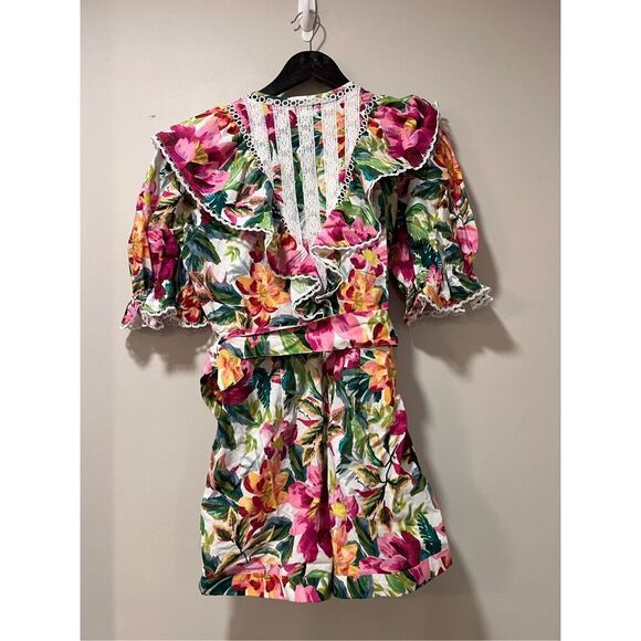 Farm Rio Women's Multicolor Floral Ruffle Belted V-Neck Romper Shorts Large NWOT - Picture 10 of 11